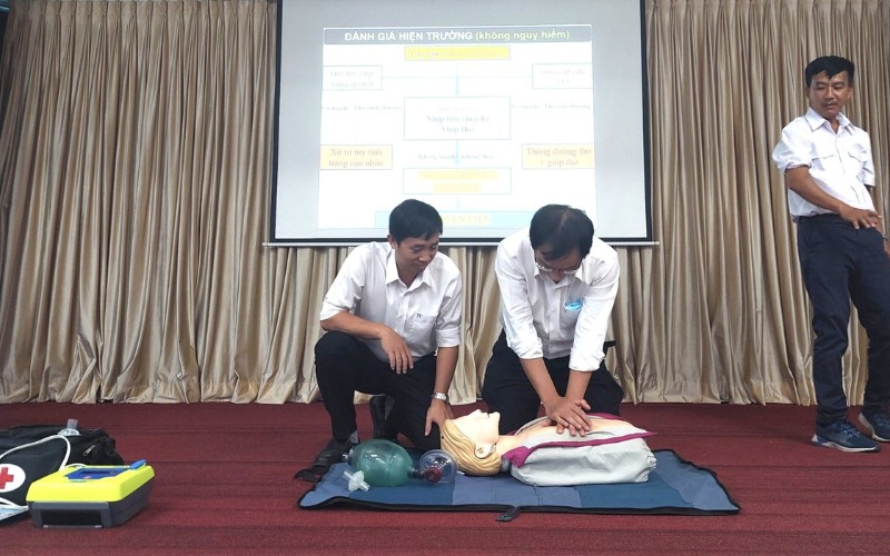 Buổi Huấn Luyện An Toàn, Vệ Sinh Lao Động Nhóm 4 Cán Bộ Nhân Viên Hipc | Khu Công Nghiệp Hiệp Phước