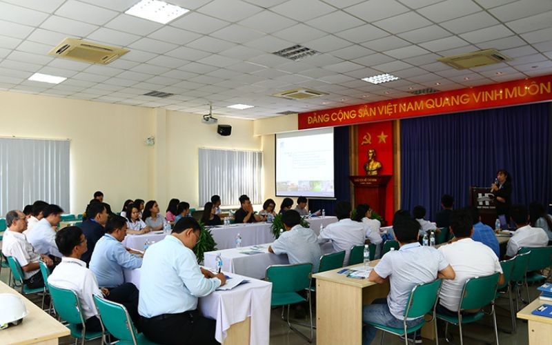 Chào Mừng Đoàn Học Viên Đại Học Fulbright Việt Nam Đến Tham Quan Khu Công Nghiệp Hiệp Phước | Khu Công Nghiệp Hiệp Phước