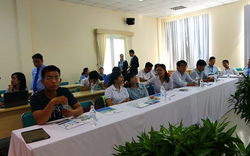 Chào Mừng Đoàn Học Viên Đại Học Fulbright Việt Nam Đến Tham Quan Khu Công Nghiệp Hiệp Phước | Khu Công Nghiệp Hiệp Phước