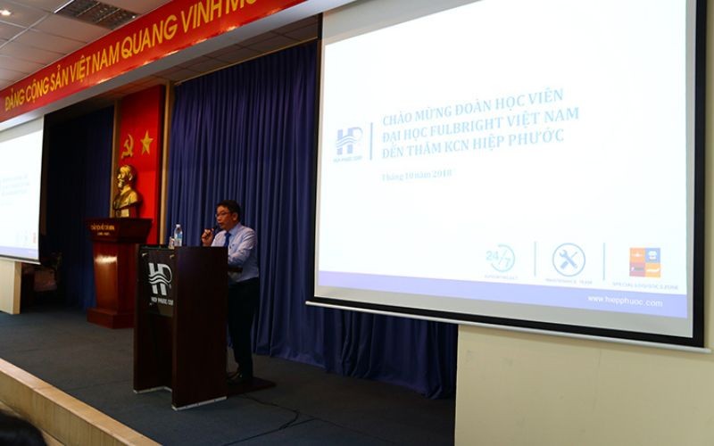 Chào Mừng Đoàn Học Viên Đại Học Fulbright Việt Nam Đến Tham Quan Khu Công Nghiệp Hiệp Phước | Khu Công Nghiệp Hiệp Phước