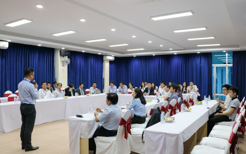 Hình Ảnh Đón Đoàn Đại Biểu Trường Đại Học Bách Khoa | Khu Công Nghiệp Hiệp Phước