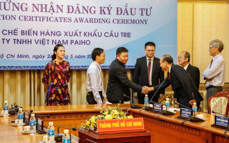 Hình Ảnh Lễ Trao Giấy Chứng Nhận Cầu Tre | Khu Công Nghiệp Hiệp Phước