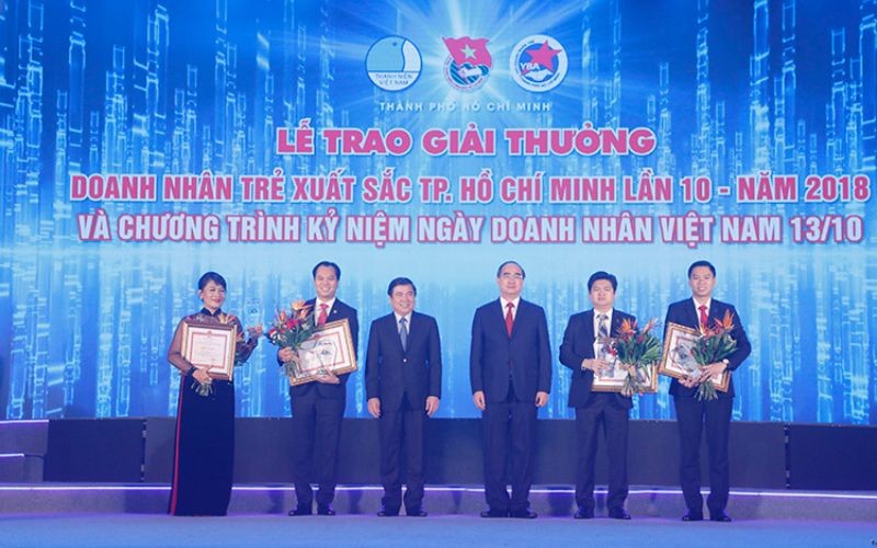 Khu Công Nghiệp Hiệp Phước Đồng Hành Cùng Lễ Trao Giải Thưởng Doanh Nhân Trẻ Xuất Sắc Tp. Hcm Lần 10 - Năm 2018 | Khu Công Nghiệp Hiệp Phước