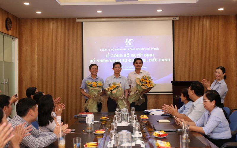 Lễ Công Bố Quyết Định Bổ Nhiệm Nhân Sự Quản Trị, Điều Hành Hipc | Khu Công Nghiệp Hiệp Phước