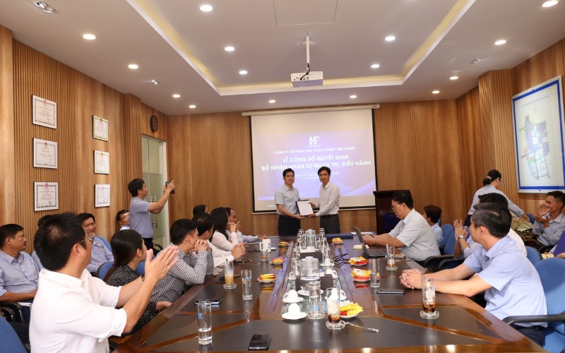 Lễ Công Bố Quyết Định Bổ Nhiệm Nhân Sự Quản Trị, Điều Hành Hipc | Khu Công Nghiệp Hiệp Phước